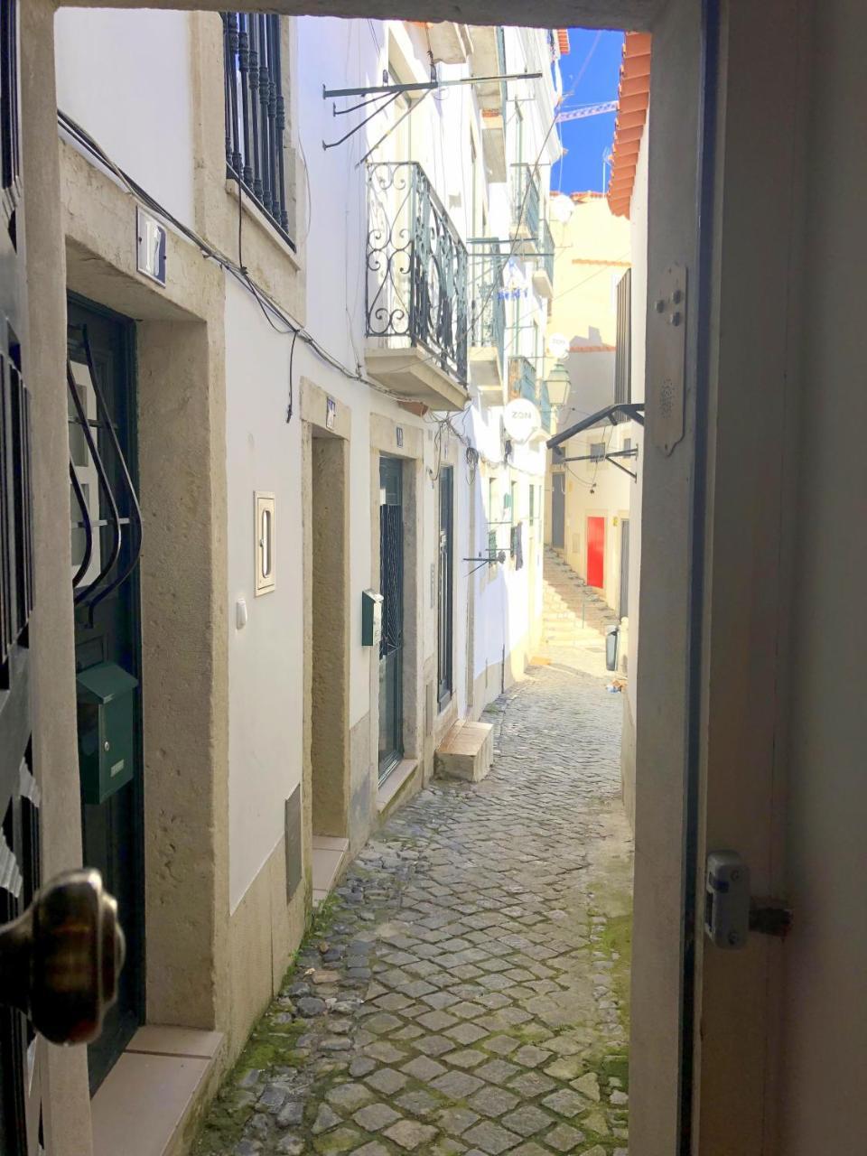 Апартаменты Alfama Лиссабон Экстерьер фото